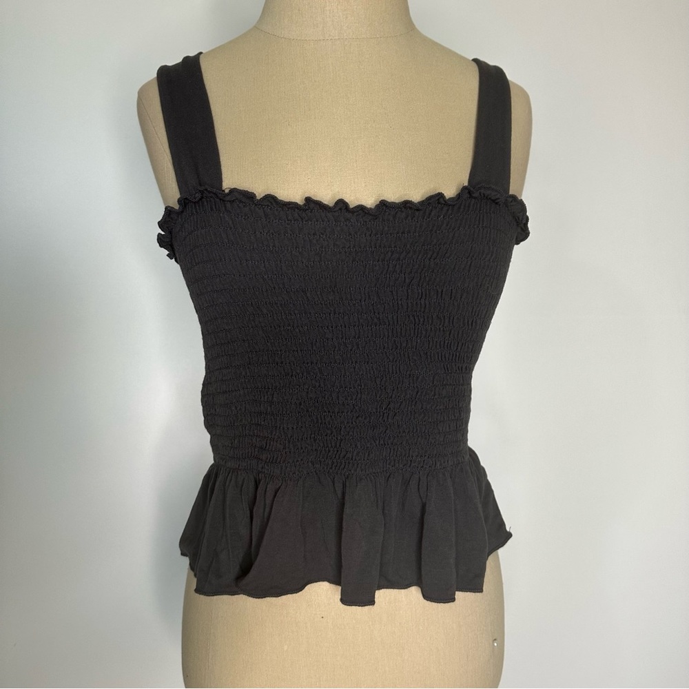 Urban Outfitters Women’s Smocked Ruffled Crop Gray Top Size Large